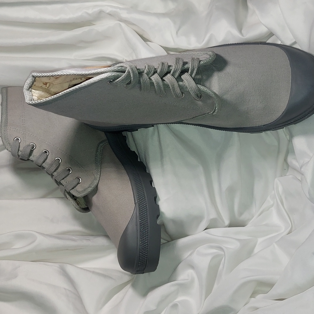 New Grey Dafna Scout by NAOT